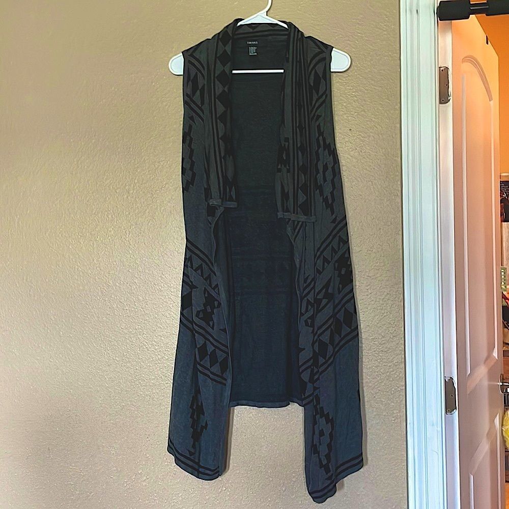 Bohemian grey & black shawl vest high low poncho tribal cowgirl country